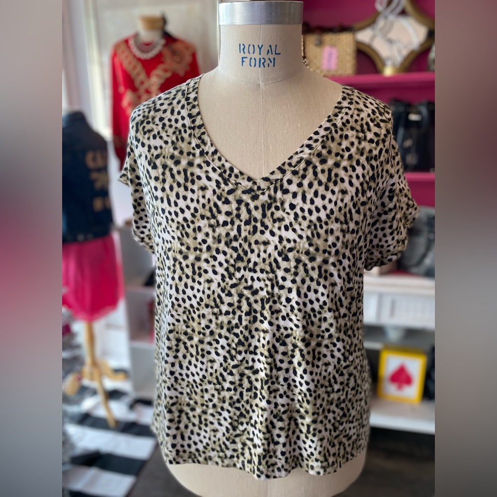 NWT Tommy Bahama animal print tee size Large